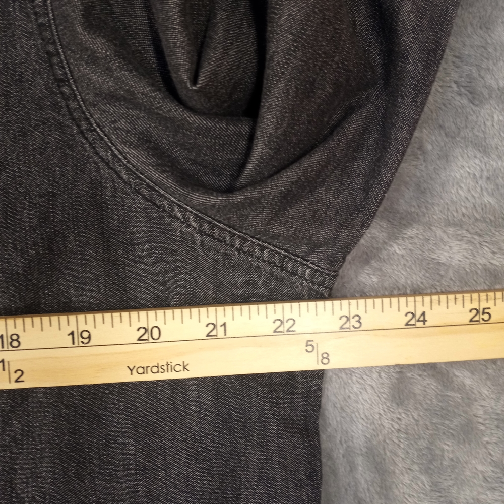 Universal Thread Womens Gray Denim Button-Up Shir… - image 10